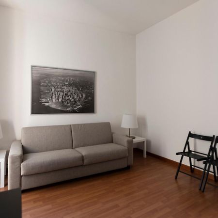 Brera - Fiori Chiari Charme Apartment 밀라노 객실 사진